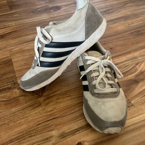 Adidas sneakers - Picture 1 of 7